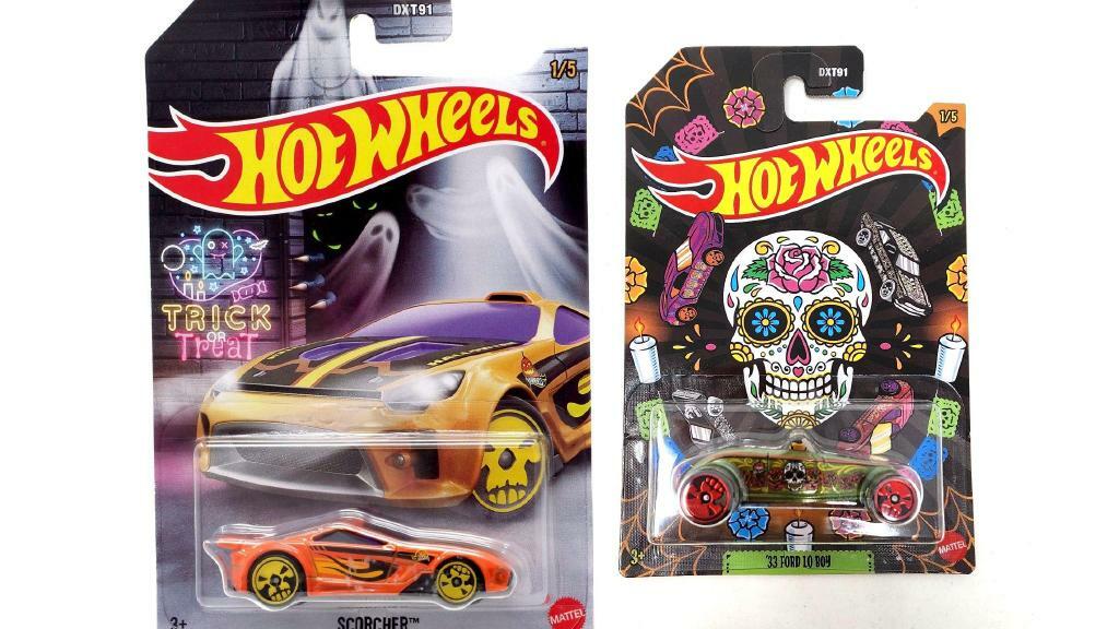 Bundle of 2 | Hot Wheels Halloween Theme 1:64 Die-Cast Cars | Scorcher & '33 Ford Lo Boy