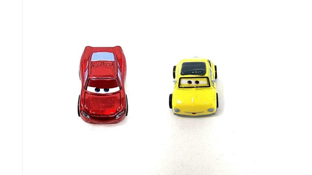 Bundle of 2 | Disney and Pixar Cars 2-inch Minis Series 1 |  Collectible Toy Metal Cars | Lightning McQueen & Luigi