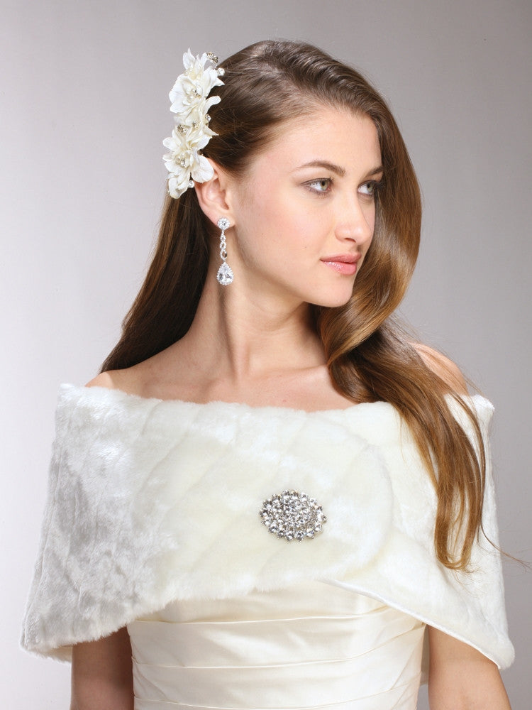 White Pelted Faux Fur Bridal or Bridesmaid Vintage Wedding Wrap  3842W