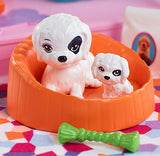 Barbie Indoor Furniture Playset, Puppy Playhouse Includes Doghouse, Mommy Dog, Puppy and Pet-Themed Accessories