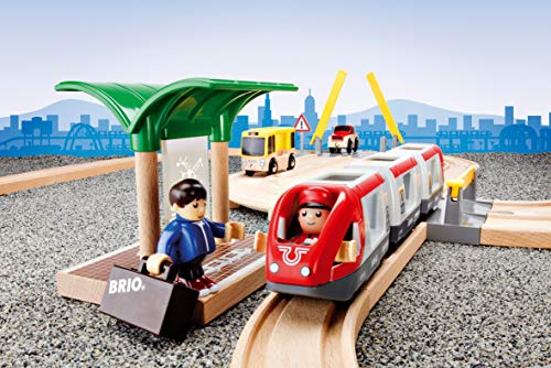 BRIO World - 33209 Rail & Road Travel Set | 33 Piece Train Toy with Accessories and Wooden Tracks for Kids Ages 3 and Up