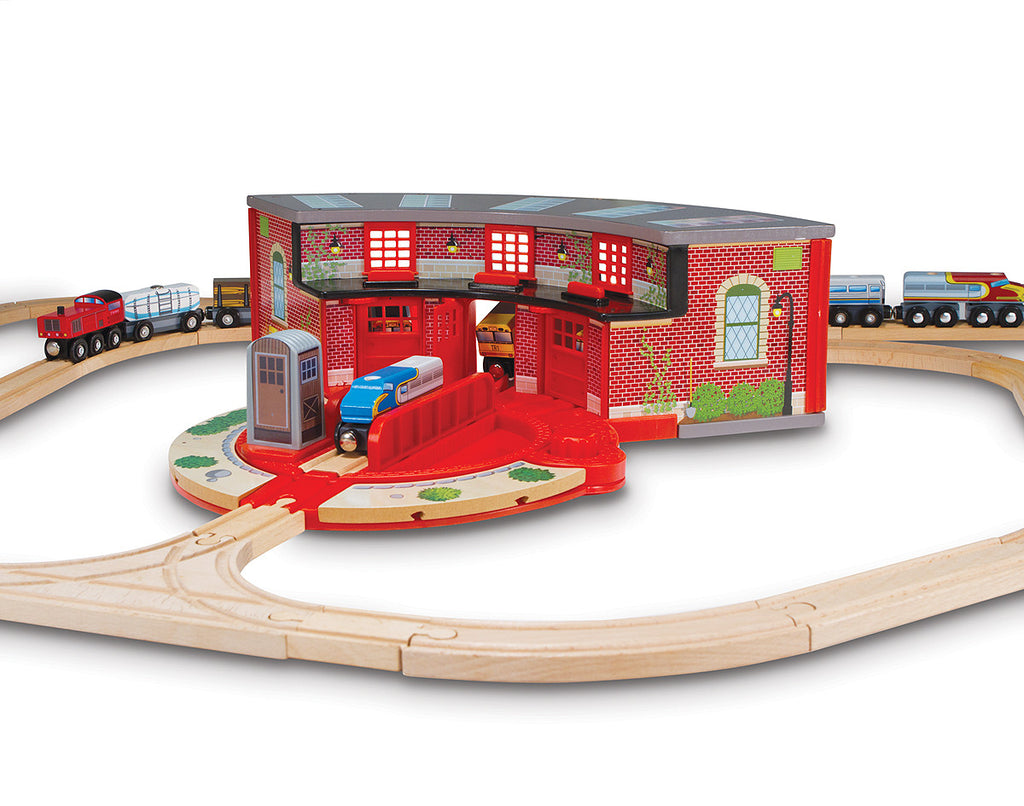 Melissa & Doug Roundhouse & Turntable Set 618