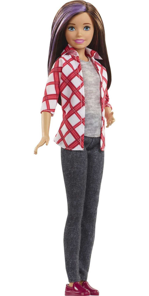 Barbie Dreamhouse Adventures Skipper Doll, approx. 11-inch, Brunette in Plaid Shirt and Black Pants, Gift for 3 to 7 Year Olds
