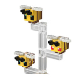 Minecraft 3.25-in Bees Action Figure w/1 Portal Piece & 1 Accessory