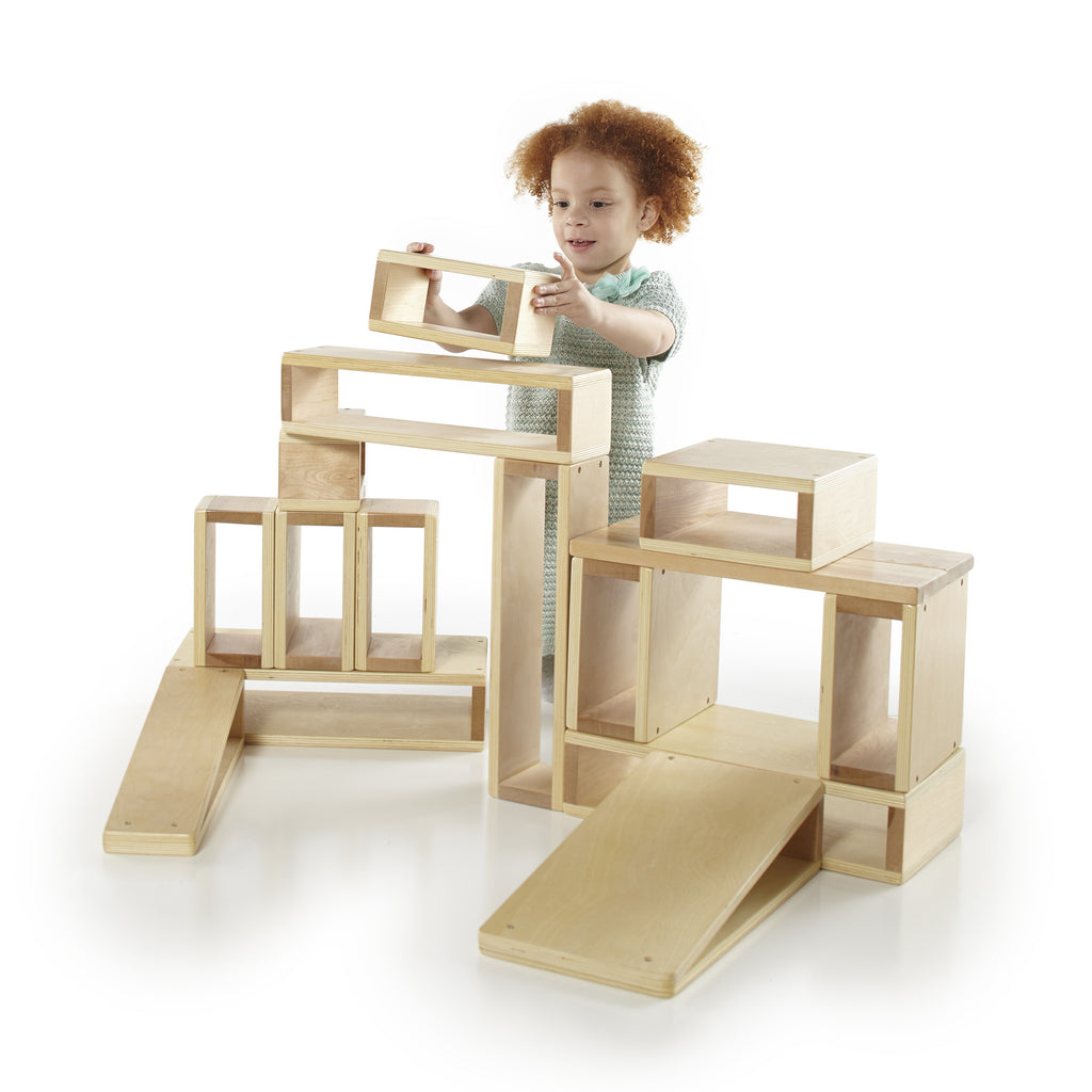 Guidecraft Hollow Blocks 16 Pc. Set G97080